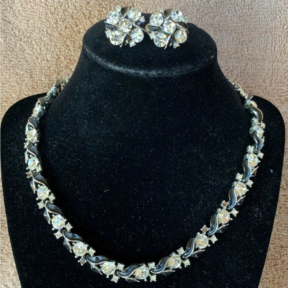 Vintage Lisner Black Enamel and Rhinestone Necklace‎ and Earring Set